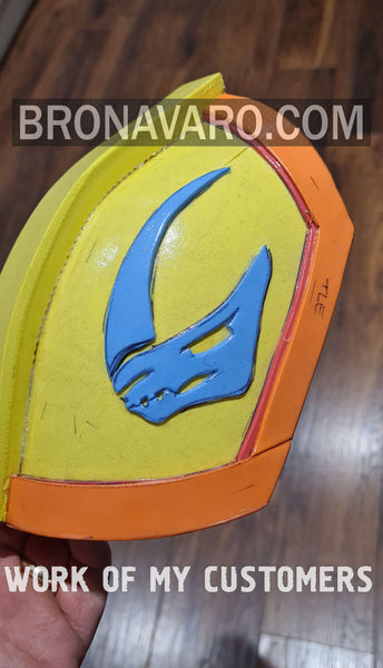 Load image into Gallery viewer, Mandalorian Shoulder Foam Template